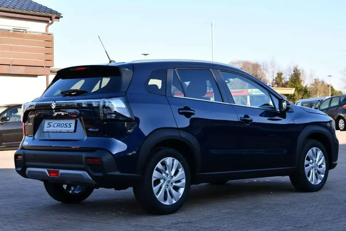 Neu Suzuki SX4 S-Cross Comfort 110 PS (80 kW) 2026 Sphere blue pearl metallic SUV