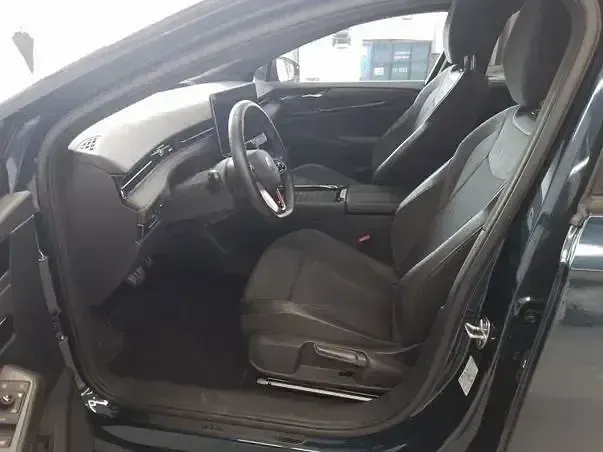 Gebraucht VW ID.7 GTX 250 kW (340 PS) 2025 Aquamarinblau metallic Kombi