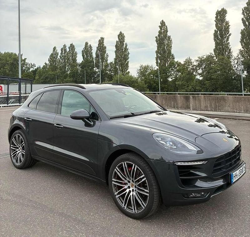 Grau Gebraucht 2018 Porsche Macan GTS SUV | 59.999 € (Etwas zu teuer) - Bild 1/4