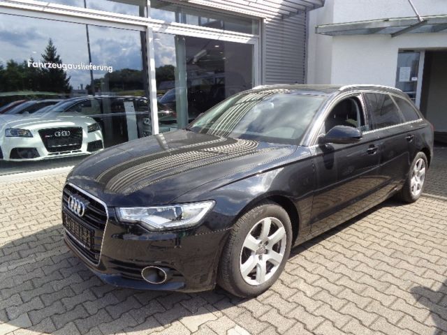 Gebraucht Audi A6 Business 177 PS (130 kW) 2013 Schwarz metallic Kombi