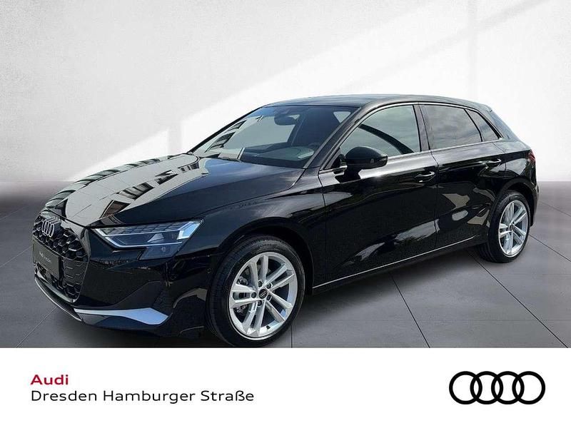 Brillantschwarz Neu 2025 Audi A3 Advanced Plus Limousine | 33.900 € (Fairer Preis) - Bild 1/4