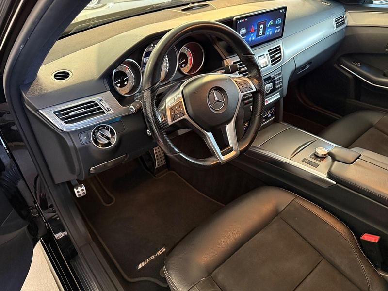 Gebraucht Mercedes E350 AMG 252 PS (185 kW) 2013 Schwarz Kombi