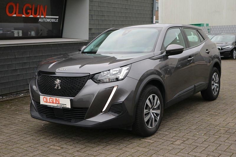 Grau Gebraucht 2021 Peugeot 2008 Active SUV | 13.990 € (Guter Preis) - Bild 1/4