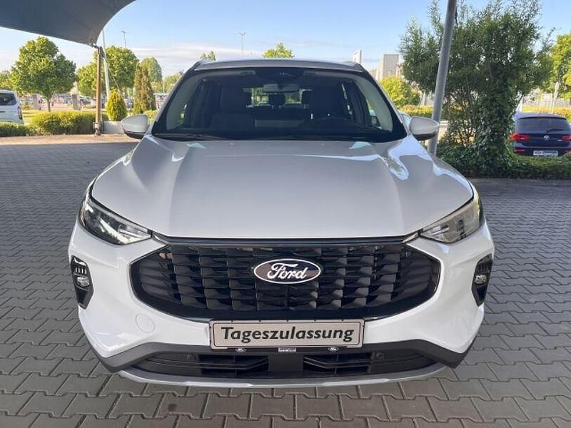 Neu Ford Kuga Titanium 242 PS (177 kW) 2025 Frozen white (weiss) SUV