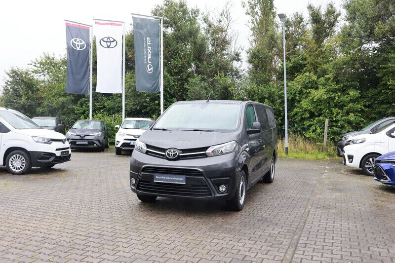 Basaltgrau metallic Gebraucht 2020 Toyota Proace Comfort Van | 16.450 € (Teuer) - Bild 1/4