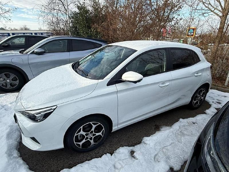 Gebraucht MG MG3 Luxury 102 PS (75 kW) 2024 Weiß Kleinwagen