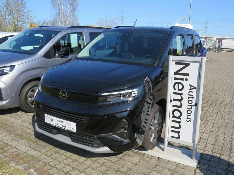 Gebraucht Opel Combo Life 131 PS (96 kW) 2024 Perla nera schwarz Van / Kleinbus