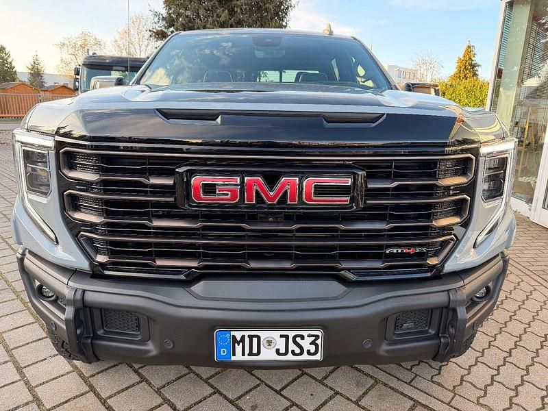 Gebraucht GMC Sierra 352 PS (258 kW) 2025 Grau Pickup