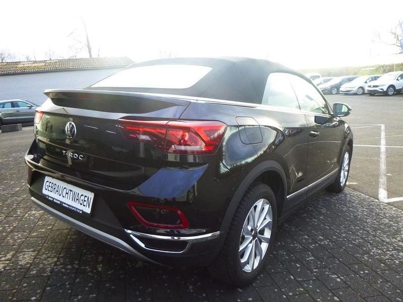 Gebraucht VW T-Roc Cabriolet Style 150 PS (110 kW) 2023 Schwarz Cabrio