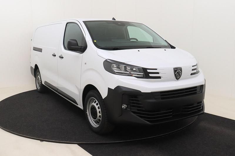 Neu Peugeot Expert 144 PS (105 kW) 2025 Kaolin white Van