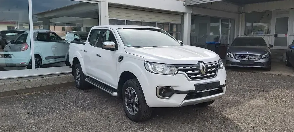 Gebraucht Renault Alaskan Experience 190 PS (139 kW) 2021 Weiß Pickup