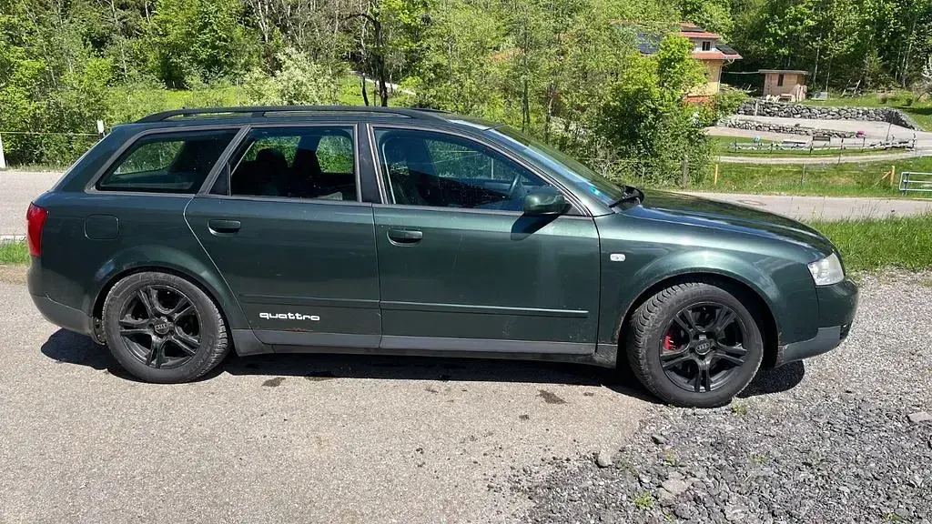Gebraucht Audi A4 Performance 220 PS (161 kW) 2002 Grün Kombi
