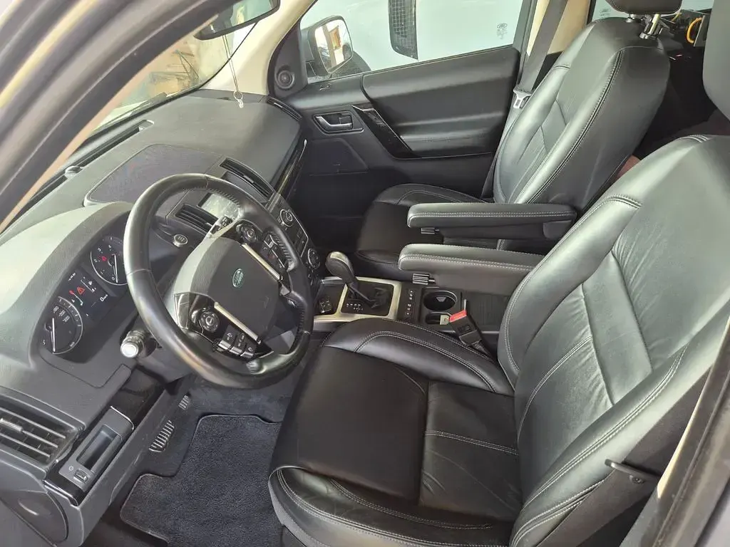 Gebraucht Land Rover Freelander 2 HSE 190 PS (139 kW) 2013 Grau SUV