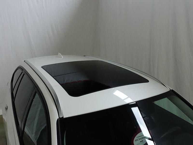 Gebraucht BMW 330 Sport Line 258 PS (189 kW) 2017 Weiß Kombi