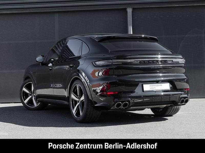 Second-hand Porsche Cayenne 470 CP (345 kW) 2025 Negru SUV