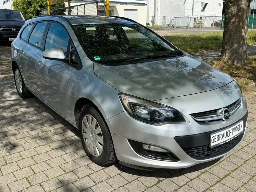 Gebraucht Opel Astra Selection 110 PS (80 kW) 2012 Silber Kombi