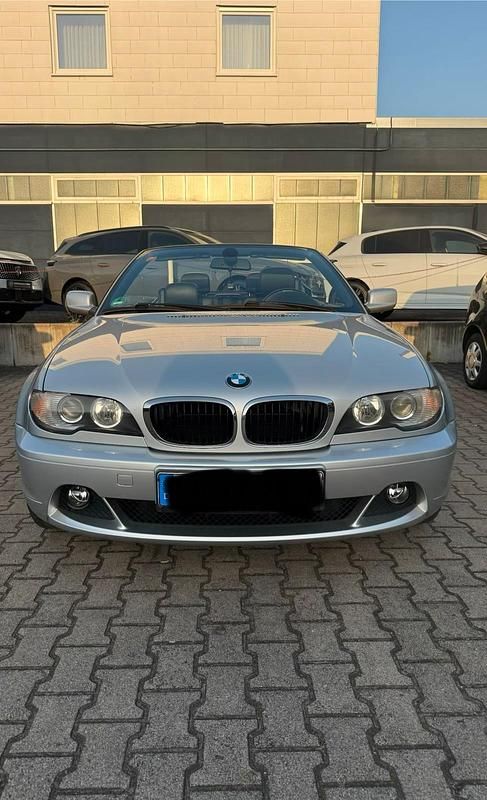 Silber Gebraucht 2004 BMW 318 Cabriolet Cabrio | 3.600 € (Superpreis) - Bild 1/4