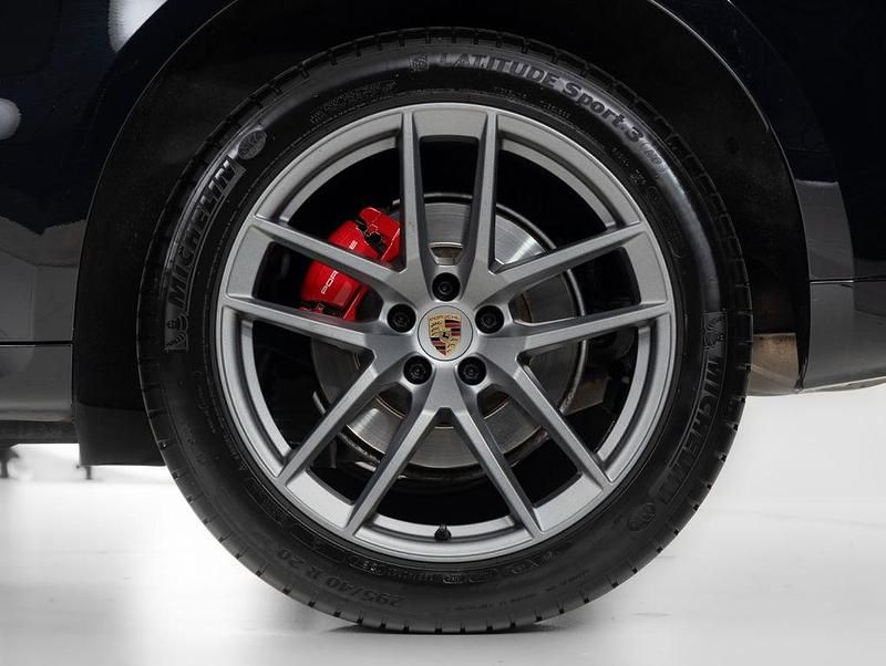 Gebraucht Porsche Macan S 381 PS (280 kW) 2022 Schwarz SUV