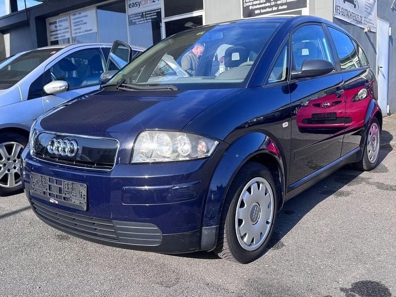 Gebraucht Audi A2 75 PS (55 kW) 2001 Blau Kleinwagen