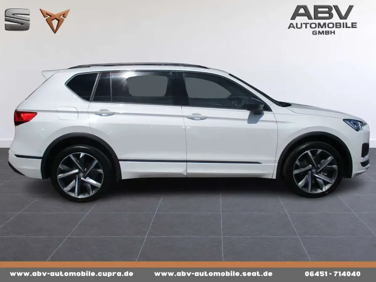 Gebraucht Seat Tarraco FR 150 PS (110 kW) 2023 "orix" weiss SUV
