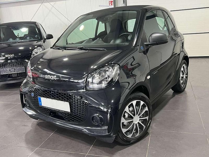 Schwarz Gebraucht 2021 Smart ForTwo Coupé Coupé | 8.995 € (Fairer Preis) - Bild 1/4