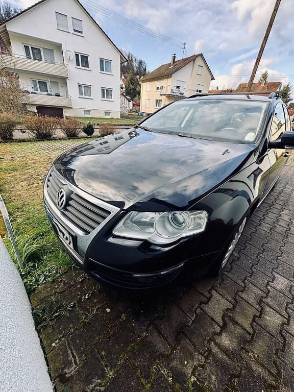 Gebraucht VW Passat Comfortline 105 PS (77 kW) 2010 Schwarz Kombi