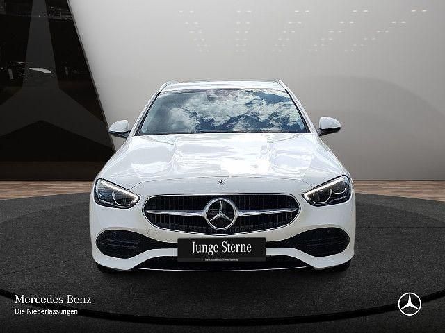 Weiß Gebraucht 2023 Mercedes C220 Limousine | 36.990 € (Fairer Preis) - Bild 1/4