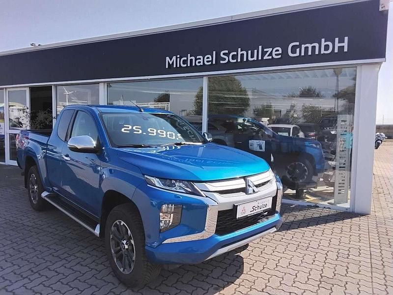 Impulsblau Gebraucht 2021 Mitsubishi L200 Plus Abholung | 25.990 € (Fairer Preis) - Bild 1/4