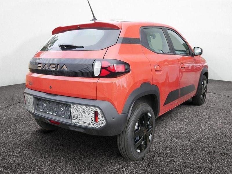 Second-hand Dacia Spring Extreme 47 kW (65 CP) 2024 Roșu Hatchback
