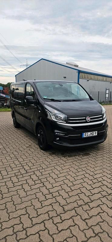 Schwarz Gebraucht 2018 Fiat Talento Van | 18.999 € - Bild 1/4