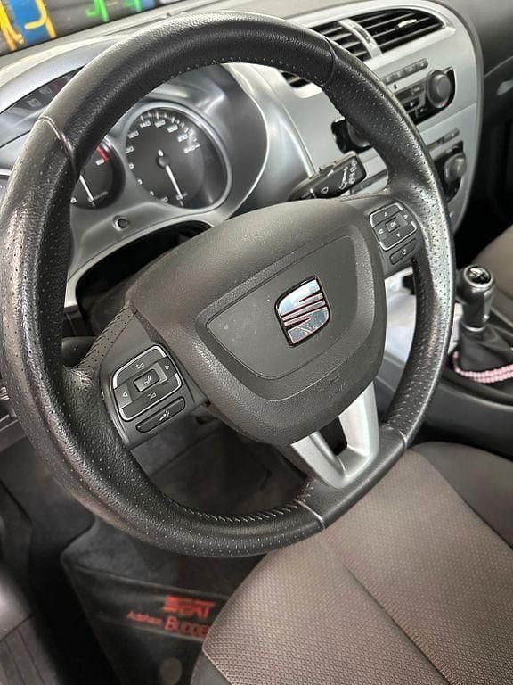 Second-hand Seat Leon Style 125 CP (91 kW) 2009 Gri Hatchback