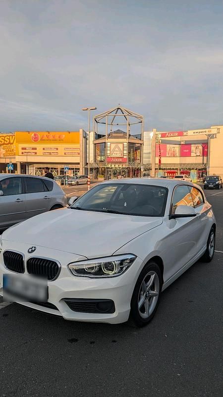 Gebraucht BMW 116 116 PS (85 kW) 2017 Weiß Kleinwagen