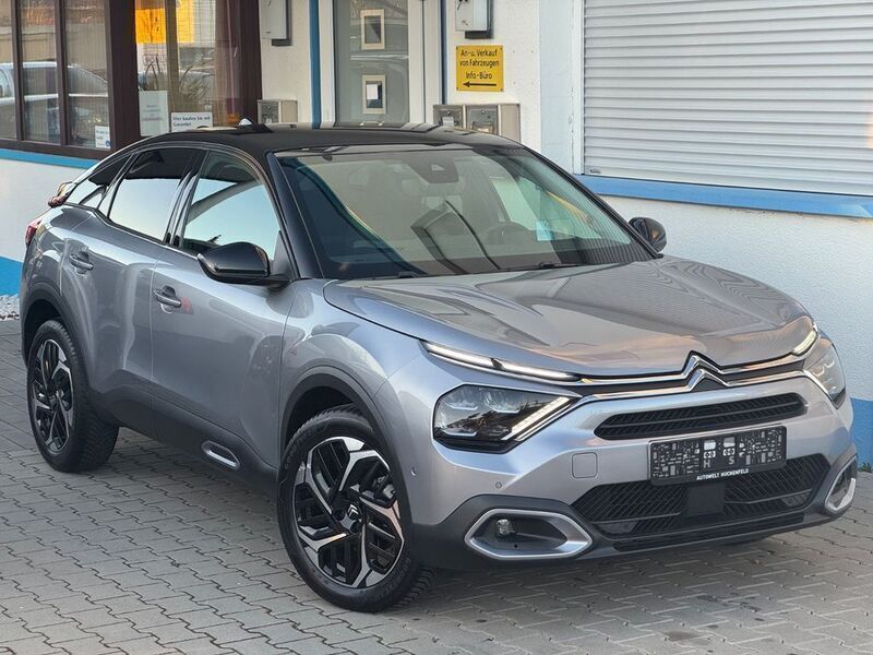 Grau Gebraucht 2024 Citroën C4 Shine Limousine | 20.980 € (Guter Preis) - Bild 1/4