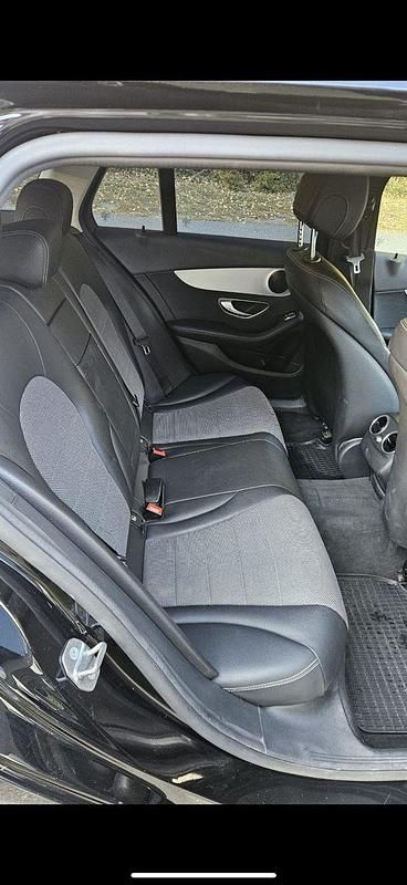 Gebraucht Mercedes C220 Avantgarde 170 PS (125 kW) 2017 Schwarz Kombi