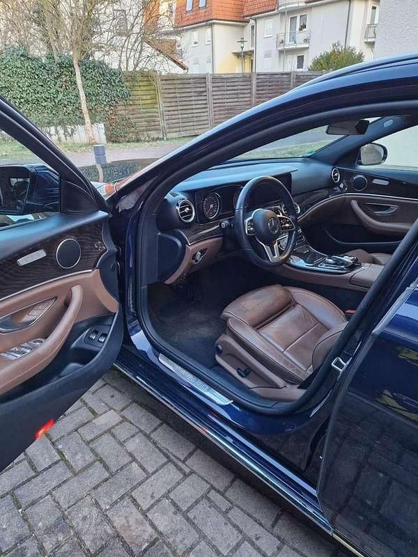 Gebraucht Mercedes E400 340 PS (250 kW) 2019 Cavansitblau  metalliclack Kombi