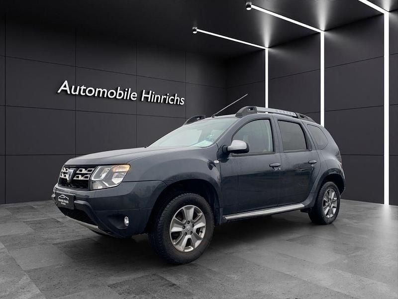 Gebraucht Dacia Duster Lauréate 114 PS (83 kW) 2017 Grau SUV