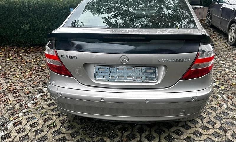 Gebraucht Mercedes C180 143 PS (105 kW) 2006 Grau Coupé