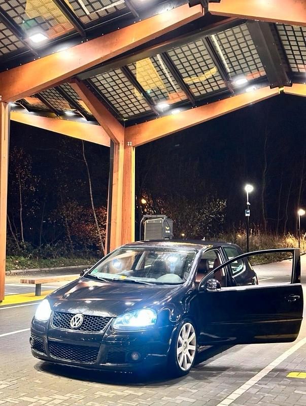 Gebraucht VW Golf R-line 140 PS (102 kW) 2006 Schwarz Coupé