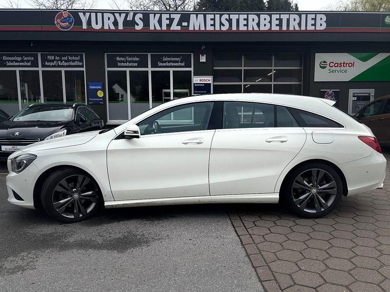 Gebraucht Mercedes CLA180 122 PS (89 kW) 2015 Weiß Limousine