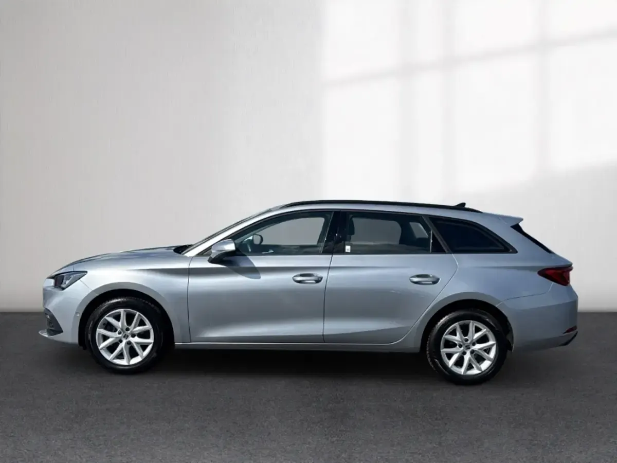 Gebraucht Seat Leon Style 150 PS (110 kW) 2024 Silber Kombi
