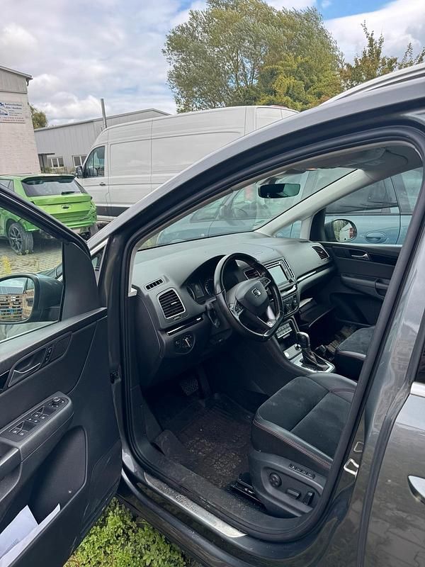 Gebraucht Seat Alhambra 184 PS (135 kW) 2018 Grau Van / Kleinbus