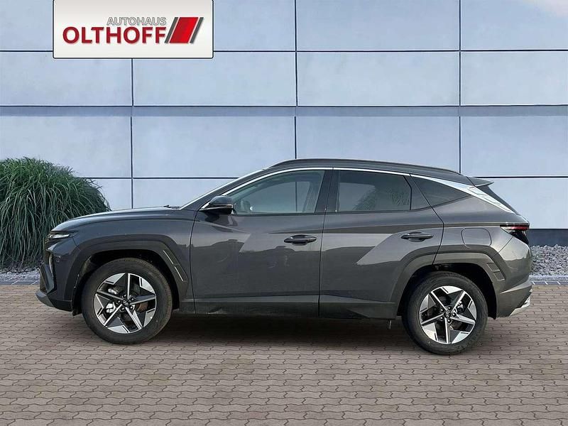 Neu Hyundai Tucson 215 PS (158 kW) 2025 Ecotronic gray SUV