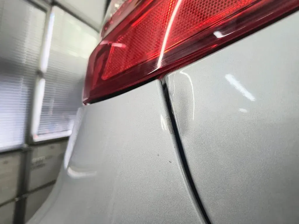 Gebraucht Mercedes B200 156 PS (114 kW) 2012 Silber Kleinwagen