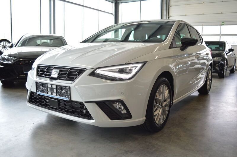 Gebraucht Seat Ibiza FR 116 PS (85 kW) 2024 Weiß Limousine