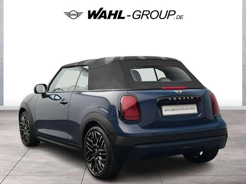 Gebraucht Mini Cooper S Cabriolet Favoured 204 PS (150 kW) 2025 Indigo sunset blue Cabrio