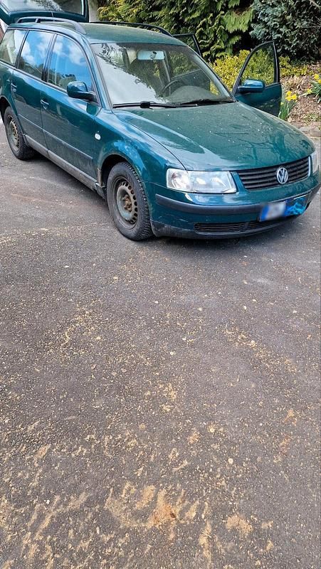 Gebraucht VW Passat 116 PS (85 kW) 2000 Grün Kombi