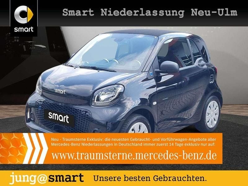 Schwarz Gebraucht 2020 Smart ForTwo Electric Drive Pure Coupé | 9.490 € (Teuer) - Bild 1/3