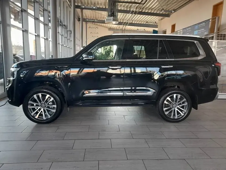 Gebraucht Baic BJ60 256 PS (188 kW) 2026 Schwarz SUV