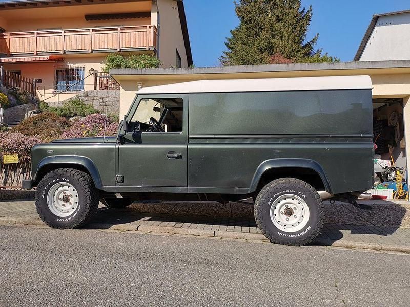 Gebraucht Land Rover Defender 122 PS (89 kW) 2005 Grün SUV