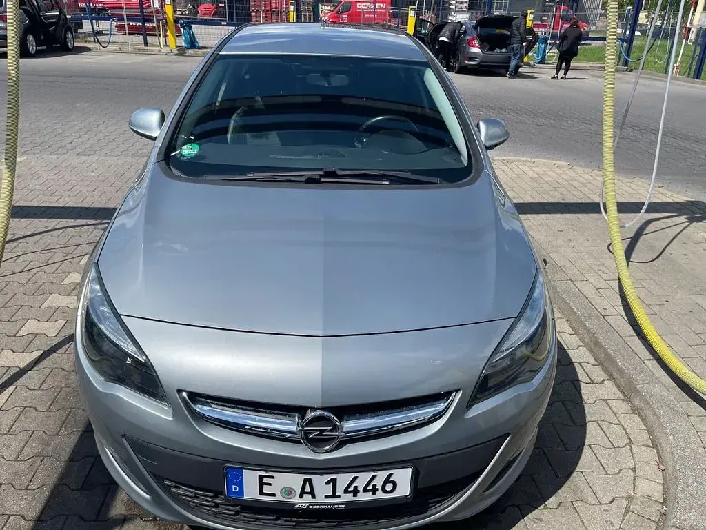 Gebraucht Opel Astra Selection 120 PS (88 kW) 2015 Grau Limousine